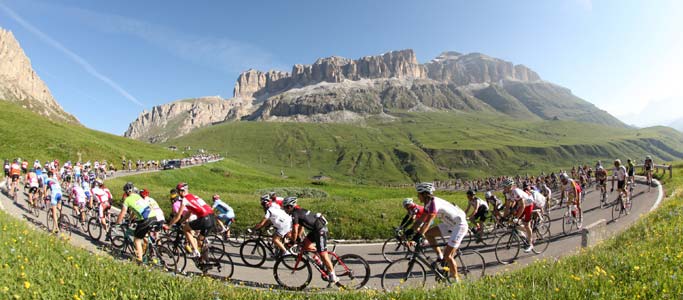 Your holiday pictures will be full of the classic Dolomites scenery after your Maratona dles Dolomites cycling holiday.