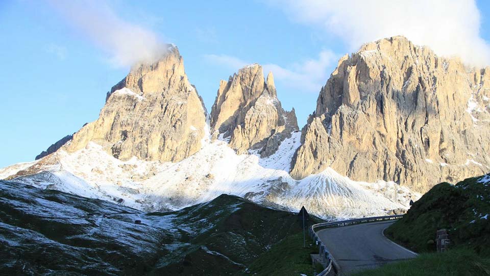 Passo Sella Maratona dles Dolomites