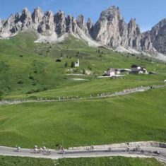 There's a total of 4,190m of climbing over the 138km Maratona dles Dolomites course.